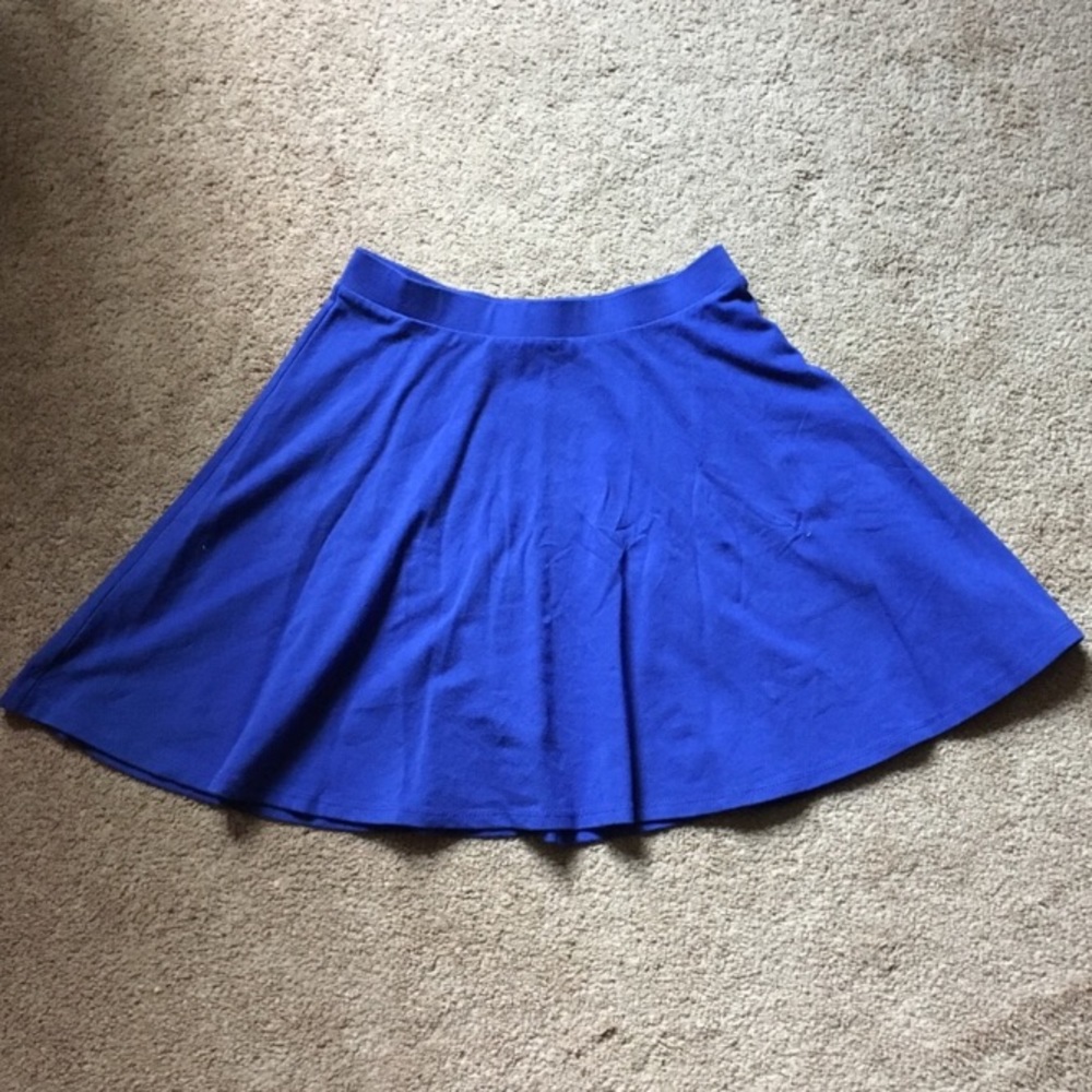 Forever 21 classic royal blue skater skirt